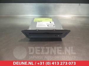 Gebruikte CD Speler Mazda 2 (DJ/DL) 1.5 SkyActiv-D 105 Prijs € 25,00 Margeregeling aangeboden door V.Deijne Jap.Auto-onderdelen BV