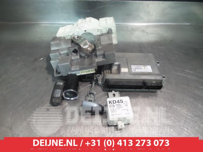 Mazda 6 Start/Stopp Schalter O269255