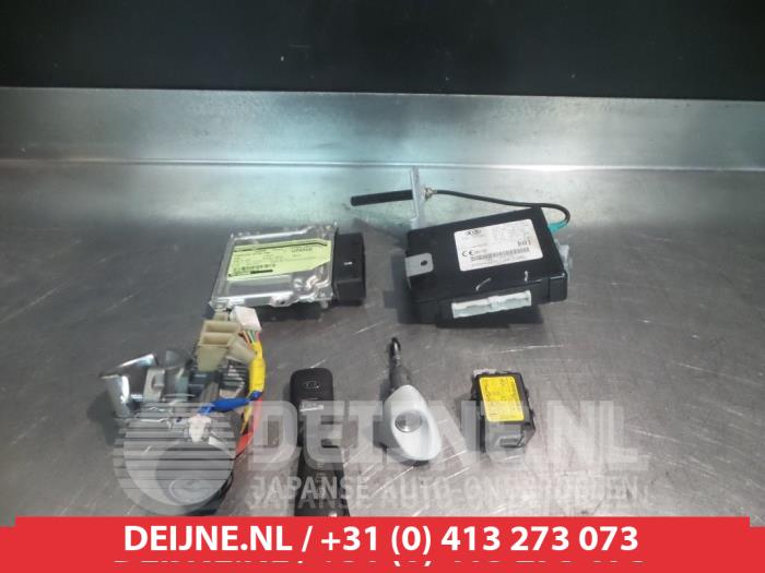 Kia Ceed Kontaktslot+Sleutel O335409