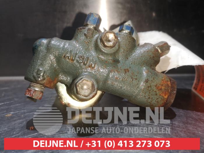 Toyota MR II Bremsdruckverteiler O324470