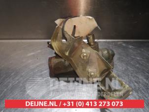 Toyota MR II Remdrukverdeler O324470 foto 2