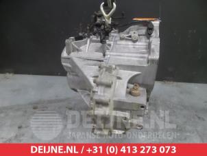 Kia Carnival Gearbox O372261 photo 2