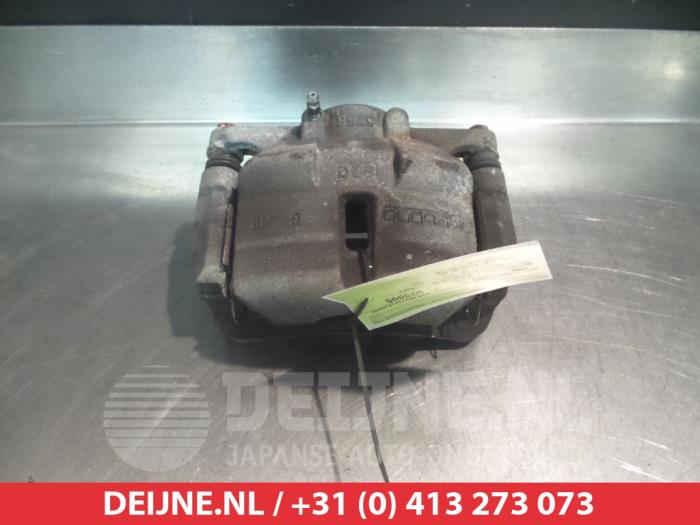 Nissan Qashqai Front brake calliper, right O326175