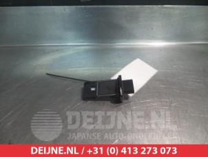 Gebruikte Luchthoeveelheidsmeter Nissan Note (E12) 1.2 68 Prijs € 30,00 Margeregeling aangeboden door V.Deijne Jap.Auto-onderdelen BV
