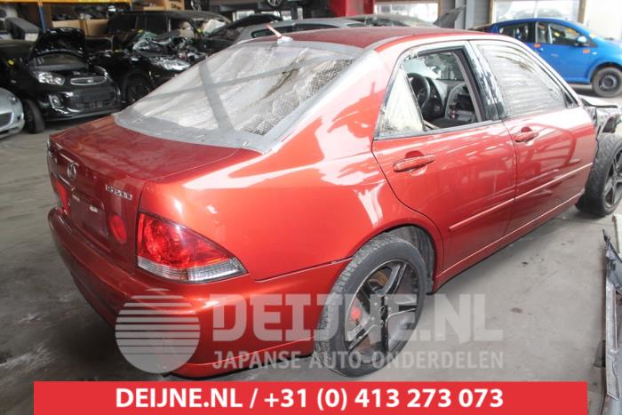 Lexus IS Portier 4Deurs rechts-voor O273400