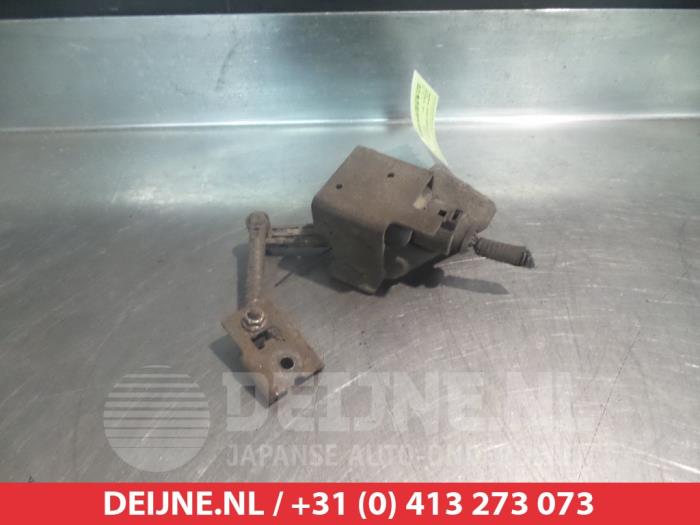 Kia Opirus Xenon Höhenregler O266847