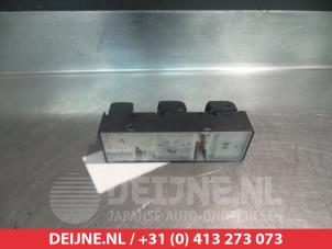Nissan Note Multi-functional window switch O311608 photo 2