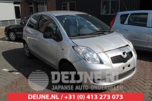 Toyota Yaris Stoßstangenrost O264606 foto 2