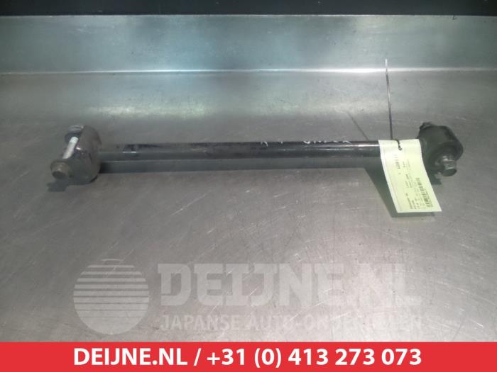 Nissan GT-R Querlenker rechts hinten O384237