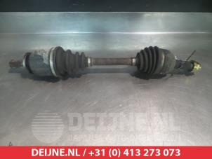 Gebruikte Cardanas links-voor (VWA) Chevrolet Evanda 2.0 16V Prijs € 50,00 Margeregeling aangeboden door V.Deijne Jap.Auto-onderdelen BV