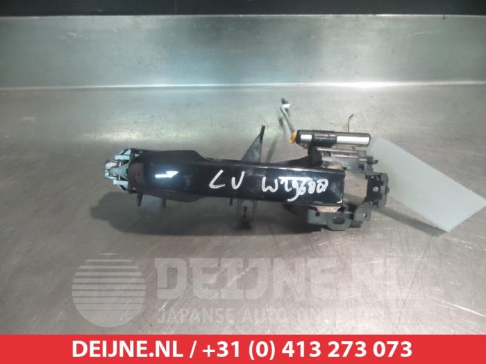 Toyota Auris Türgriff 4-türig links vorne O277396