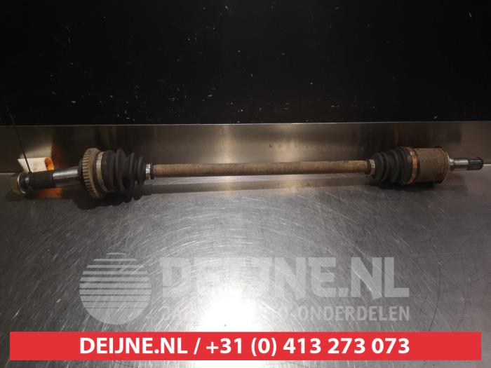 Gebruikte Steekas links-achter Honda HR-V (GH) 1.6 16V VTEC 4x4 Prijs € 35,00 Margeregeling aangeboden door V.Deijne Jap.Auto-onderdelen BV