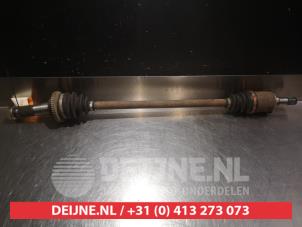 Gebruikte Steekas links-achter Honda HR-V (GH) 1.6 16V VTEC 4x4 Prijs € 35,00 Margeregeling aangeboden door V.Deijne Jap.Auto-onderdelen BV