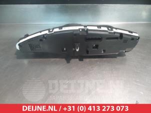 Toyota Verso Kilometerteller KM O305241 foto 2