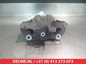 Toyota Verso-S Bremszange rechts vorne O327047 foto 2