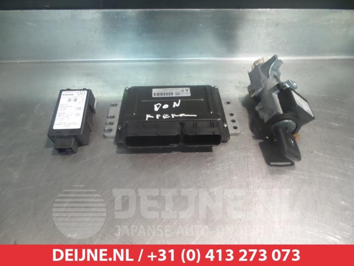Nissan X-Trail Steuergerät Motormanagement O344574