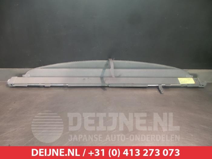 Toyota Avensis Verso Hutablage O316515