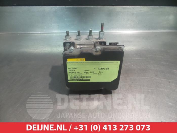 Toyota Avensis ABS Pomp O338573