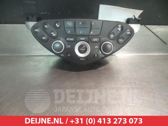 Nissan Primera Kachel Bedieningspaneel O305677