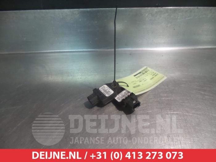Hyundai I30 Airbag-Sensor O334382