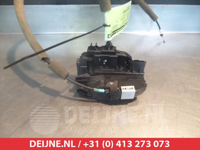 Nissan Note Deurslot Mechaniek 4Deurs rechts-achter O281442
