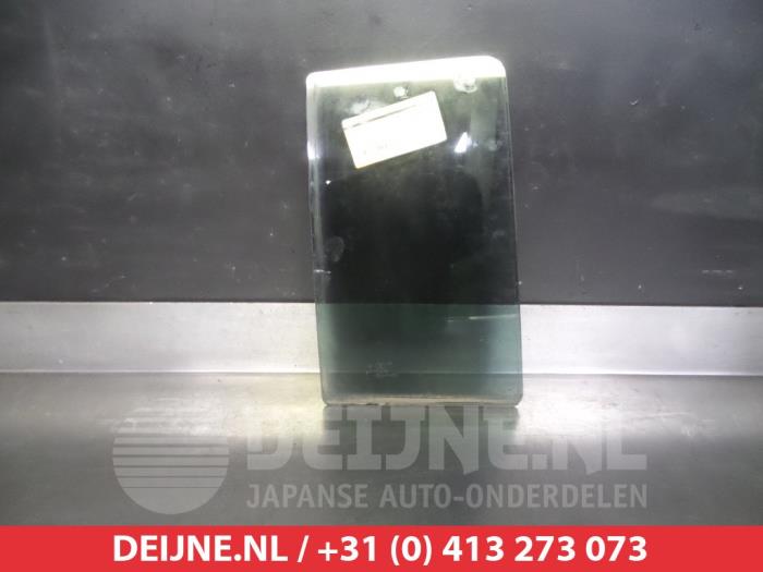 Mazda 5 Driehoeks Ruit rechts-achter O289953