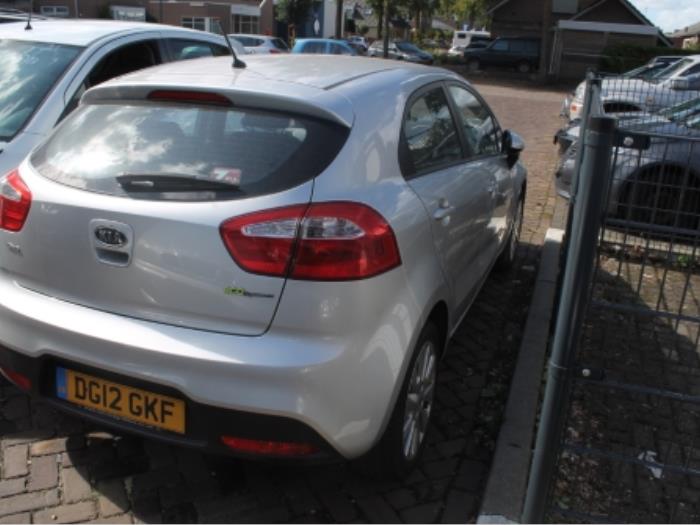 Kia Rio Achterklep O296099