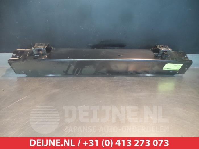 Mitsubishi Pajero Stoßstange vorne O263739