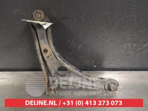 Toyota Yaris Draagarm onder links-voor O239606 foto 2