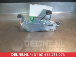 Mitsubishi Outlander Ruitenwissermotor achter O301223 foto 2