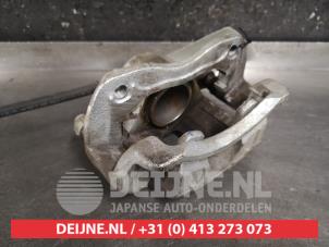 Hyundai I20 Bremszange links vorne O324785 foto 2