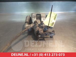 Hyundai I20 Bremszange links hinten O376124 foto 2