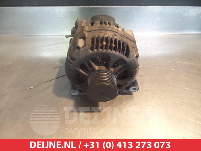 Gebruikte Alternator Suzuki Grand Vitara I (FT/GT/HT) 2.0 TDi 16V Prijs € 40,00 Margeregeling aangeboden door V.Deijne Jap.Auto-onderdelen BV
