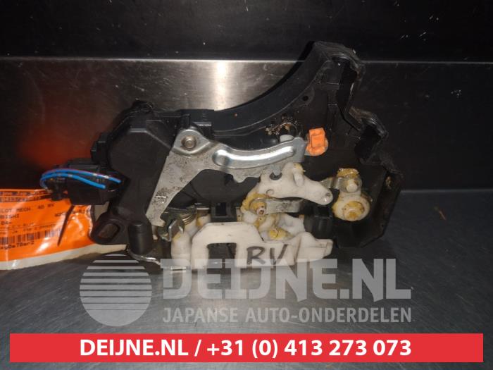 Mitsubishi Colt Deurslot Mechaniek 4Deurs rechts-voor O281021