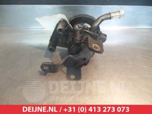 Nissan King Cab Power steering pump O331223 photo 2