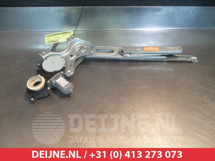 Toyota Yaris Fenstermechanik 2-türig links vorne O275451