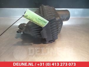 Gebruikte Luchtfilterhuis Nissan GT-R (R35) 3.8 V6 24V Twin Turbo 4x4 Prijs € 50,00 Margeregeling aangeboden door V.Deijne Jap.Auto-onderdelen BV