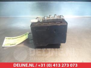 Gebruikte ABS Pomp Toyota RAV4 (A2) 2.0 16V VVT-i 4x4 Prijs € 75,00 Margeregeling aangeboden door V.Deijne Jap.Auto-onderdelen BV
