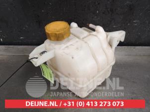 Chevrolet Captiva Expansion vessel O341369 photo 2
