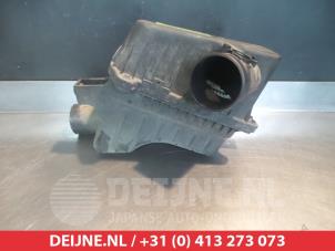 Gebruikte Luchtfilterhuis Chevrolet Captiva (C100) 2.0 CDTI 16V 150 4x4 Prijs € 50,00 Margeregeling aangeboden door V.Deijne Jap.Auto-onderdelen BV