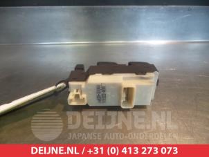 Daihatsu Materia Multi-functional window switch O312234 photo 2