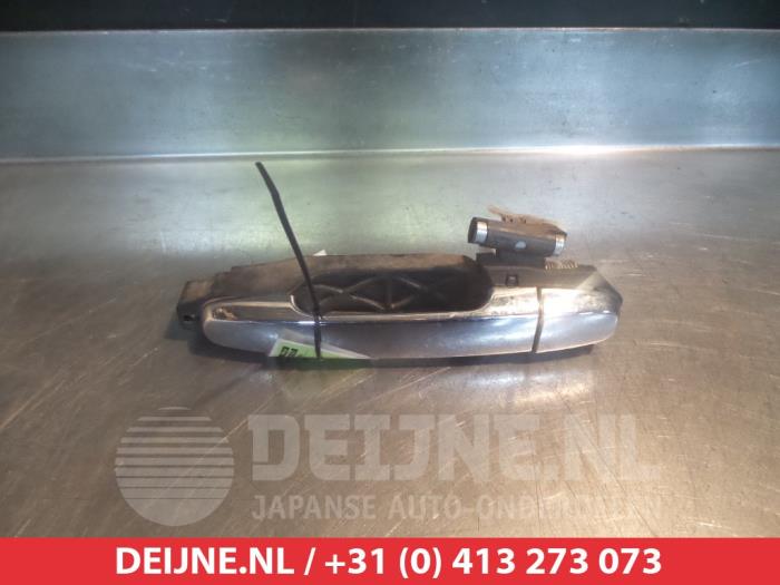 Toyota Hilux Portiergreep 4Deurs links-achter O291924