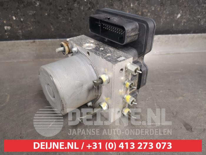 Mazda CX-3 ABS Pomp O337333