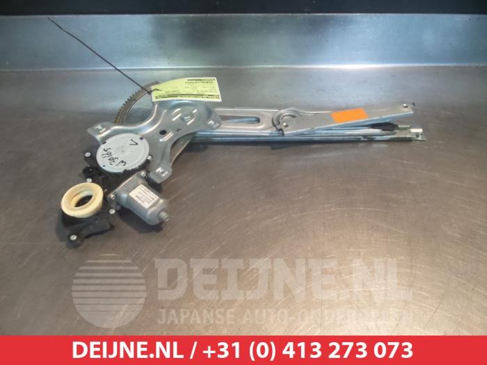 Toyota Yaris Ruitmechaniek 2Deurs links-voor O275454