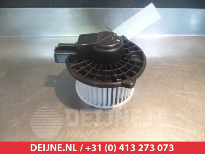 Mazda CX-3 Kachel Ventilatiemotor O366906