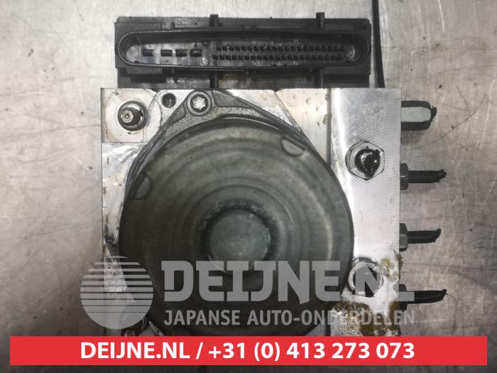 Gebruikte ABS Pomp Toyota Verso 1.8 16V VVT-i Prijs € 150,00 Margeregeling aangeboden door V.Deijne Jap.Auto-onderdelen BV