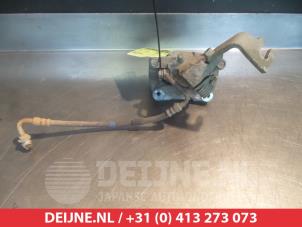Mazda CX-3 Remklauw (Tang) links-achter O376035 foto 2