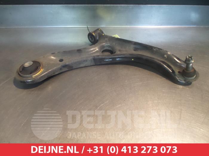 Honda Jazz Draagarm onder rechts-voor O382602