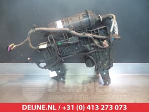 Chevrolet Volt Engine breather housing (DC) O272910 photo 2