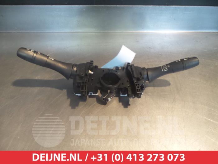 Nissan Qashqai Combischakelaar Stuurkolom O308534